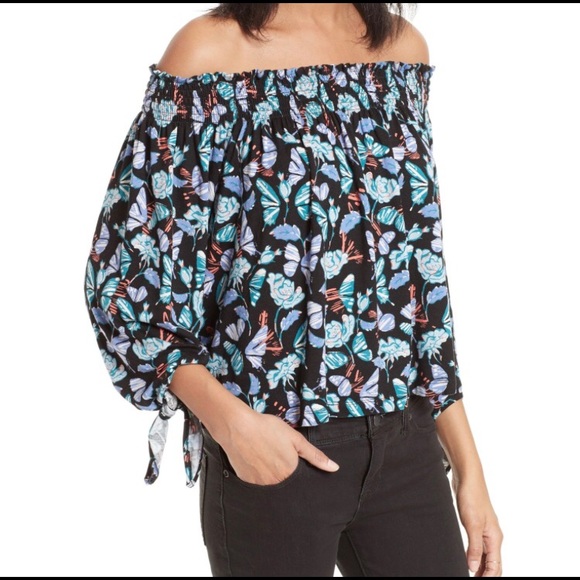 Free People Tops - Free people NWT off the shoulder blouse small